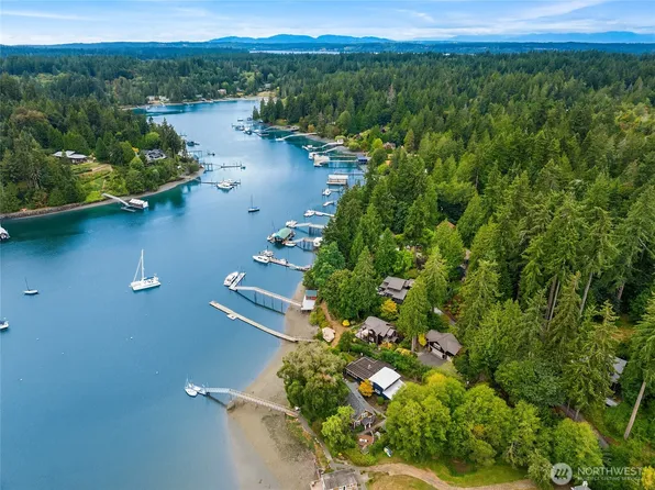 15122 & 15128 NE Anna Vera Lane, Bainbridge Island, WA 98110