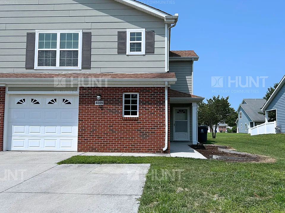 4009 Hemlock Ct