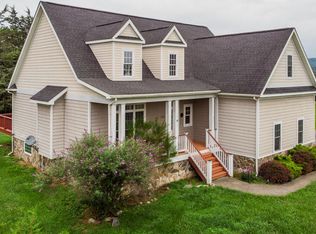 168 Skyhigh Ln, Lexington, VA 24450