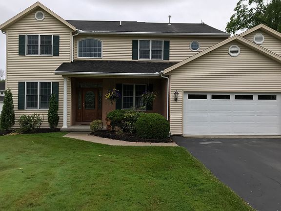2nd image of 12607 Lakeside Dr