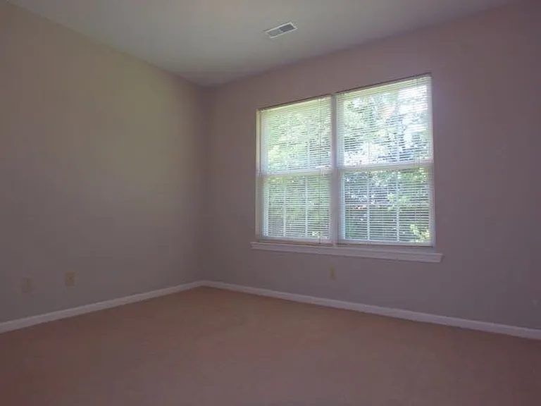 2303 Silver Leaf Ct — Photo 15