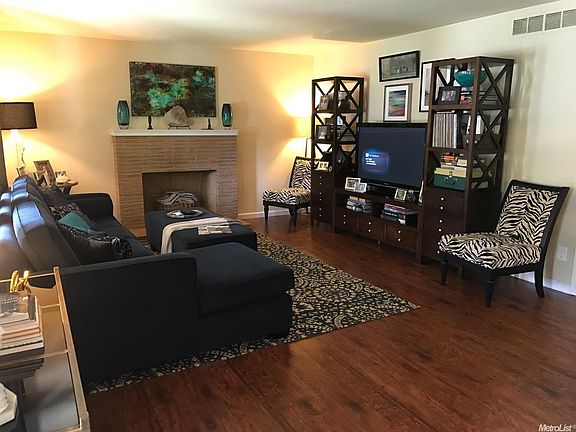 3rd image of 805 Bell Air Dr