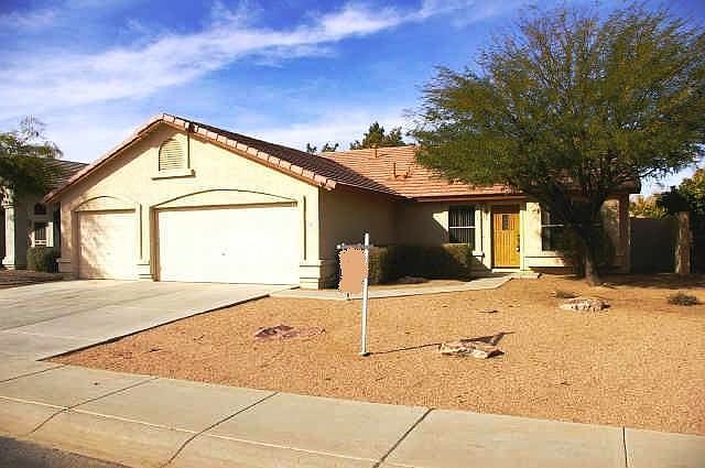 1st image of 1136 E Gail Dr