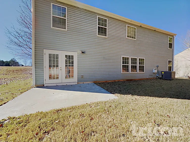610 Stonecrest Dr — Photo 20