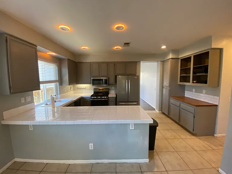 3539 Lake Park Ave — Photo 10