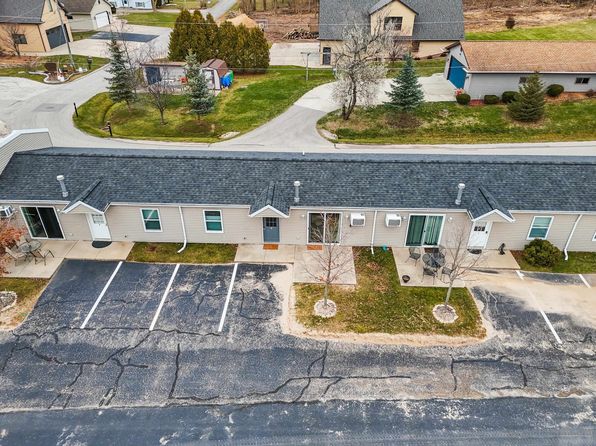 N8931 County Road Dk APT 8, Luxemburg, WI 54217