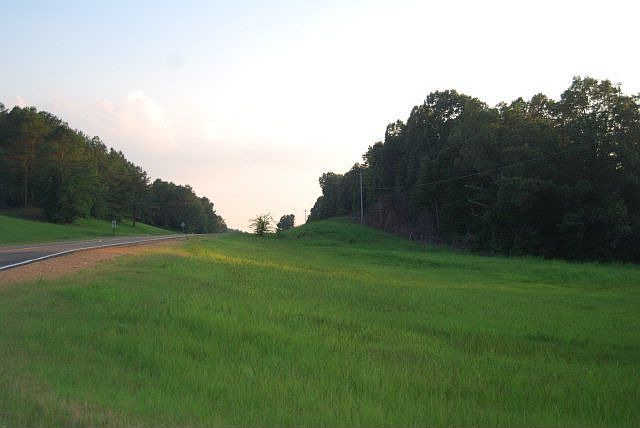 2nd image of 1190 Highway 7 S