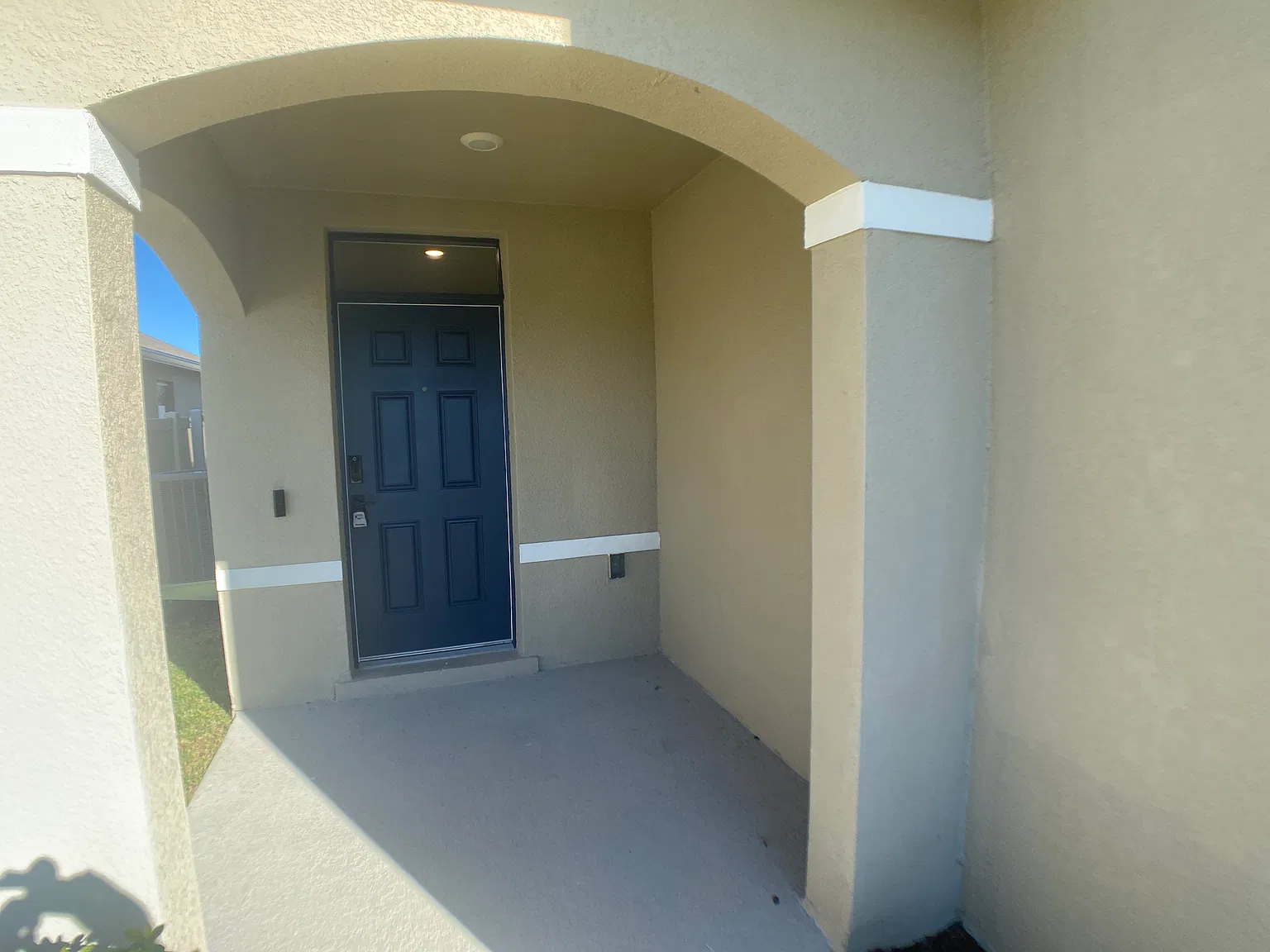 4 bed, 2.5 bath, 2250 sqft, $2,650 — Photo 3