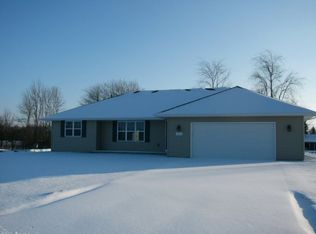 1871 Jacobsen Rd, Neenah, WI 54956