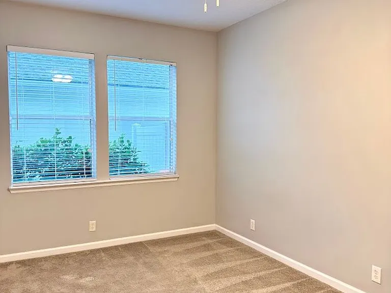116 Boatsman Way — Photo 9