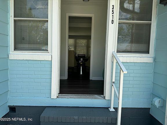 4th image of 3510 WASHINGTONIAN Street
