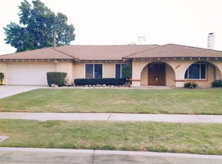 8905 Alta Loma Dr, Alta Loma, CA
