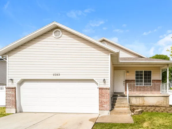 1583 N 2530 W, Clinton, UT 84015
