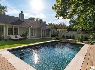 433 Dallas St, New Braunfels, TX 78130