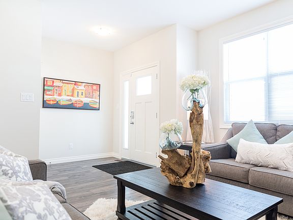 3rd image of 5637 McCaughey St #5617