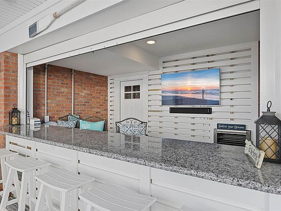 4th image of 5705 Pleasure Ave #Sea