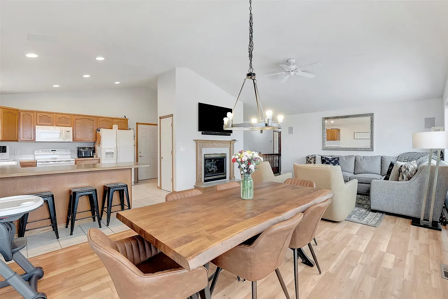 4360 Nicole Court - 1 — Photo 2