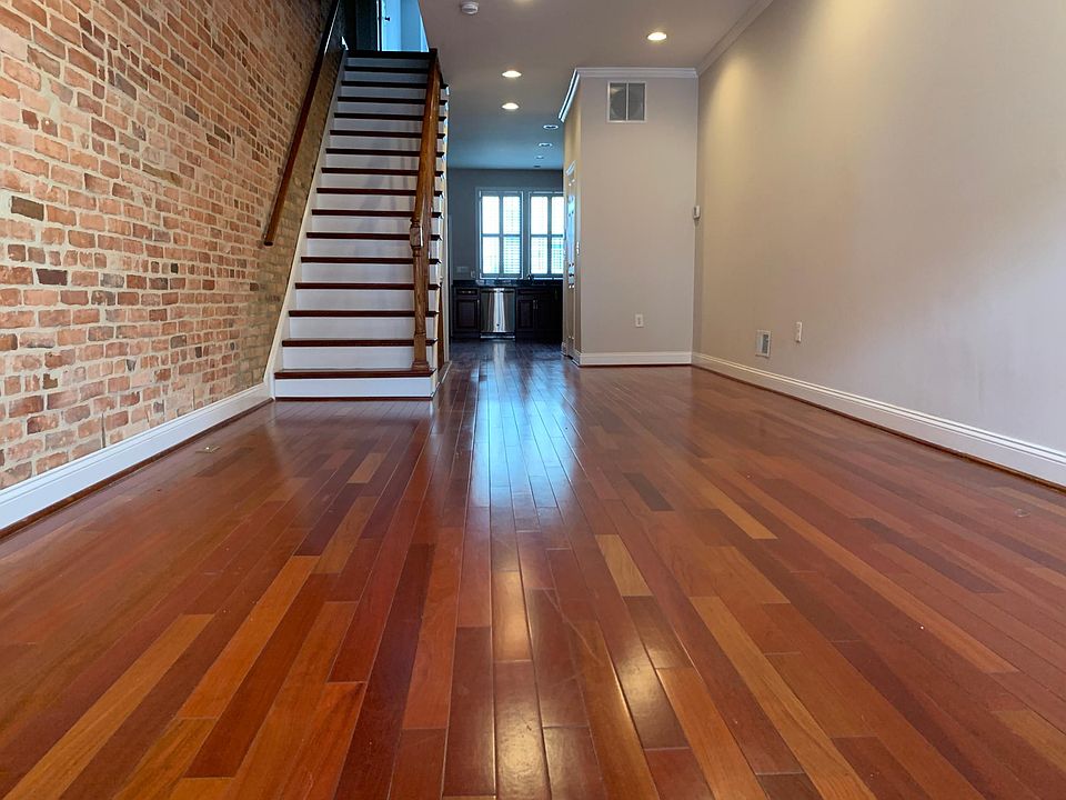 Living Room, Coming in front door