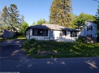 87 Thornton Rd, Bangor, ME 04401