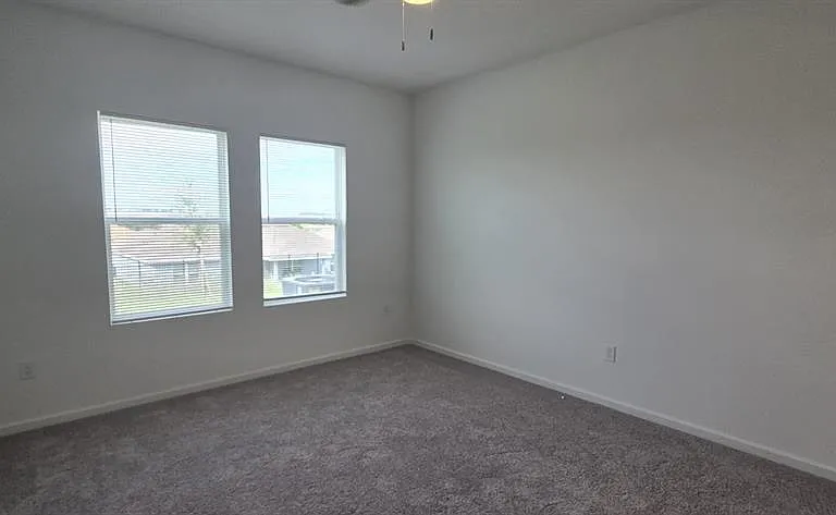474 Hennepin Loop — Photo 29