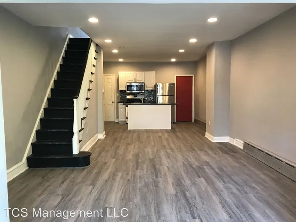 5626 Haddington Ln, Philadelphia, PA 19131