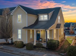 107 Lawndale Dr, Greer, SC 29651