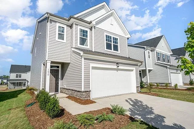1630 Chestnut Tree Dr — Photo 2