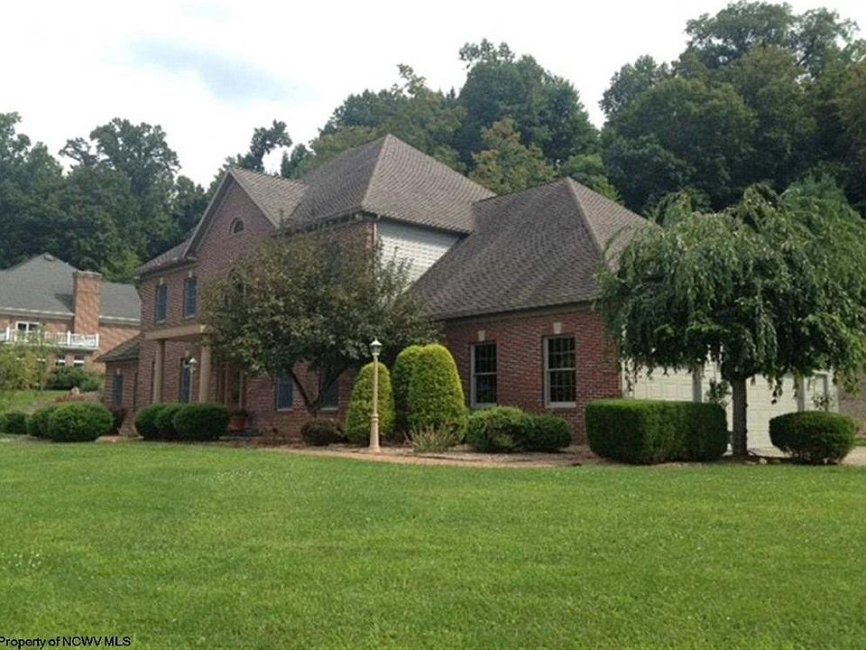 1st image of 3961 Eastlake Dr