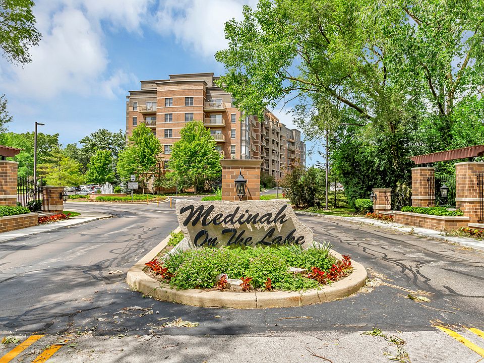 1st image of 125 Lakeview Dr Unit 412