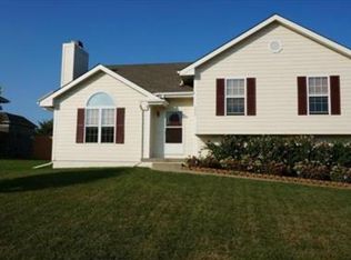 2208 Chanticleer St, Excelsior Springs, MO 64024
