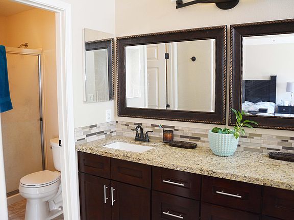 4th image of 8937 W Tierra Buena Ln