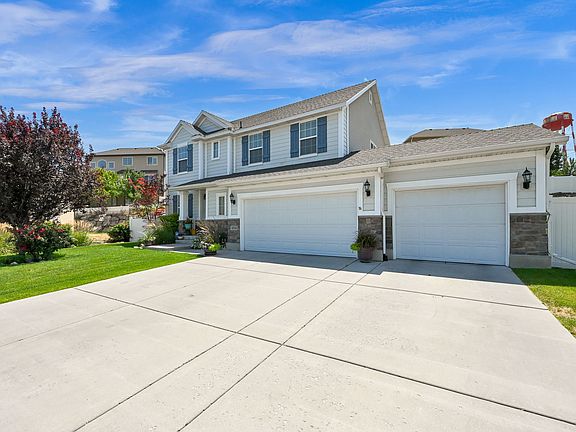 3rd image of 4554 S Basin Ridge Ct