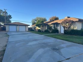 Sally Ave. 9848