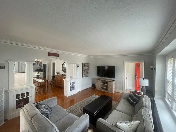 3rd image of 52 Crockett Ave #1