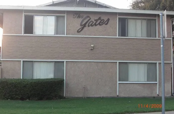 2 bed, 950 sqft, $2,150 — Photo 1