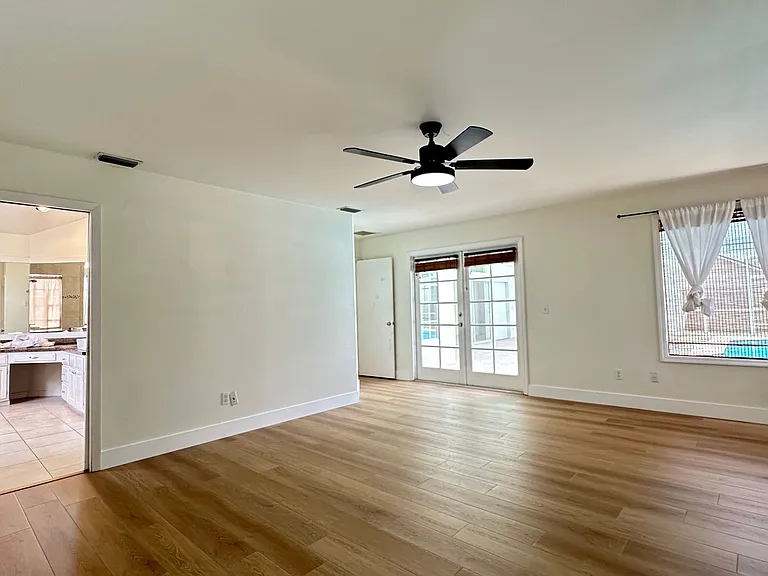 935 Shriver Cir — Photo 19