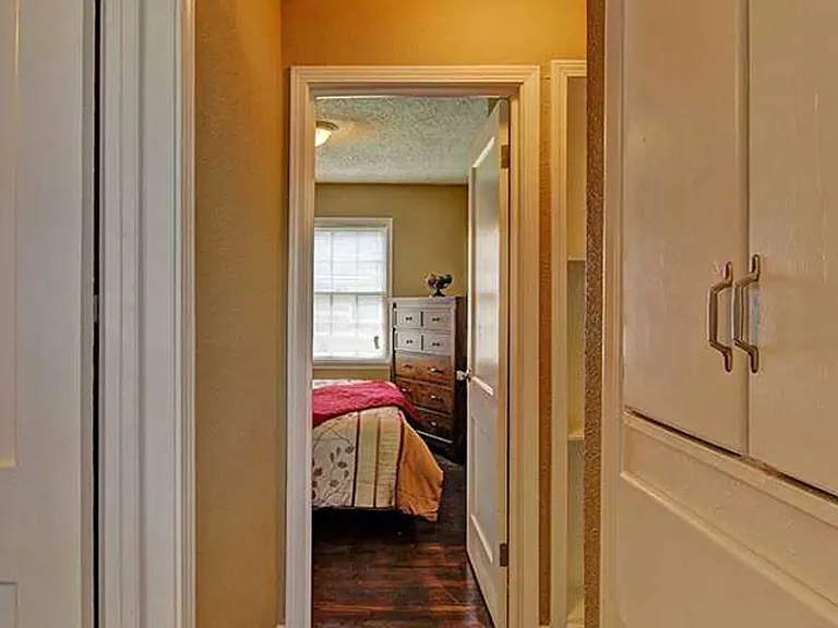 The Residences at Linwood — Photo 9