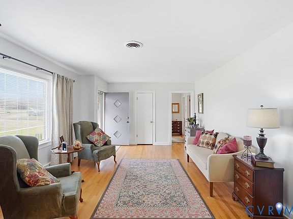 4th image of 7387 Barnette Ave
