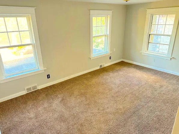 6122 7th Ave #1, Kenosha, WI 53143