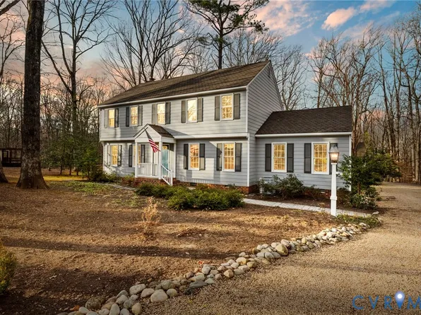 3030 Mount Hill Dr, Midlothian, VA 23113