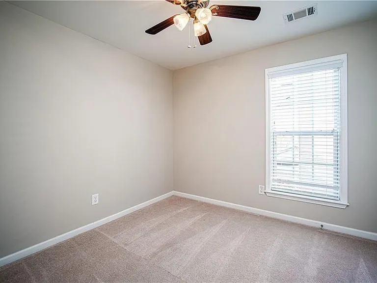 265 Balaban Cir — Photo 23