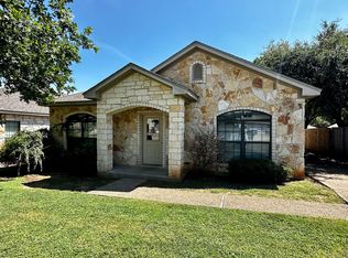 2526 S 3rd St, Waco, TX 76706