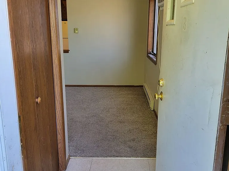 308 South Winter Street — Photo 3