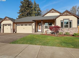 105 NE Oak View Ln, Estacada, OR 97023