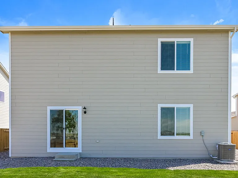 2135 Alyssa St — Photo 20