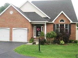 546 Columbia St, Latham, NY 12110