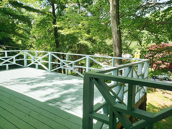 20ft Deck at the back