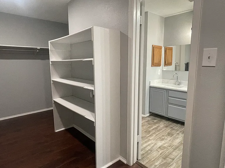 3406 Westmark — Photo 48
