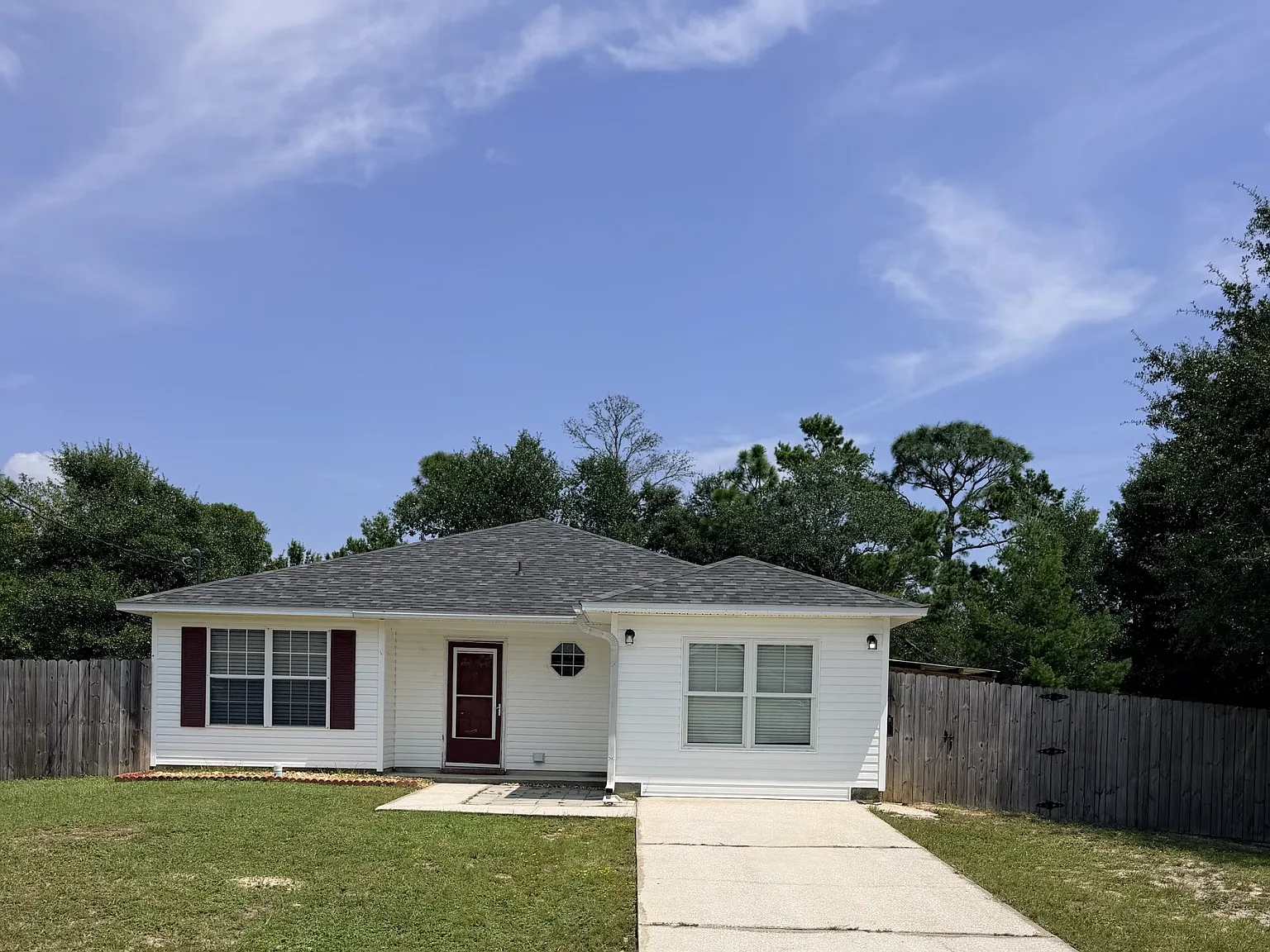 3 bed, 1420 sqft, $1,890 — Photo 3