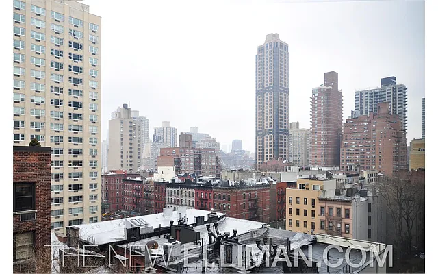 Sold by Douglas Elliman | media 15